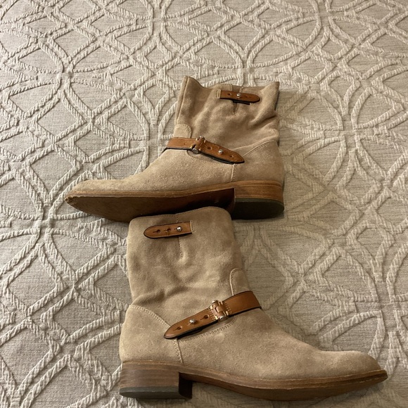 Coach Boots - Picture 2 of 7